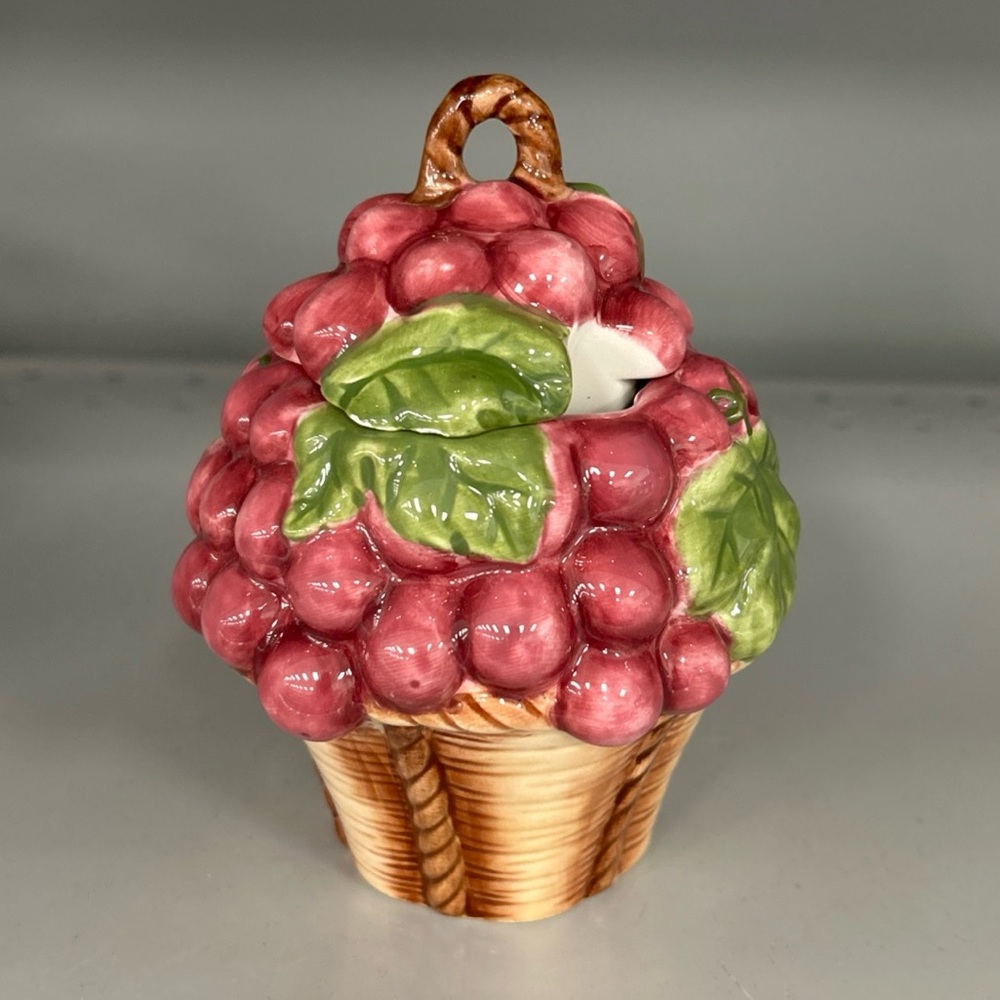 Vintage Young's Heartfelt Kitchen Creations grapes sugar jar